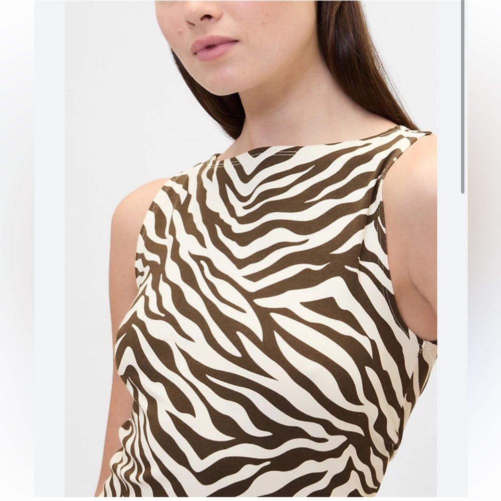 GAP NWT Women’s Factory Sleeveless Boatneck Tank Top in Brown and Cream Zebra
